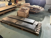 Partij hout - afbeelding 2 van  2