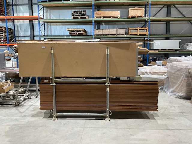 Partij hout - afbeelding 3 van  8