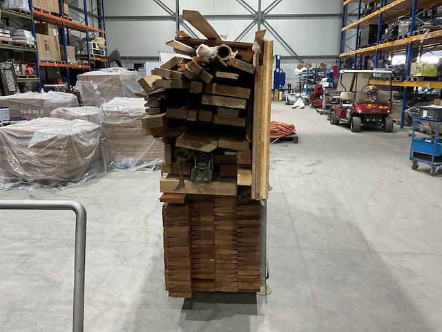 Partij hout - afbeelding 6 van  8