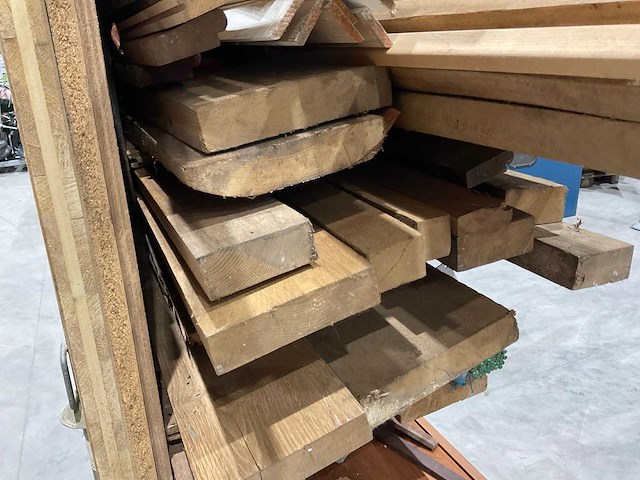 Partij hout - afbeelding 8 van  8