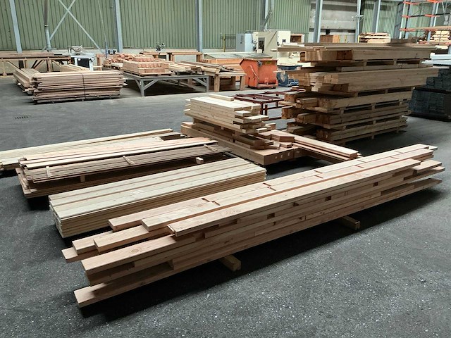 Partij hout - afbeelding 1 van  5