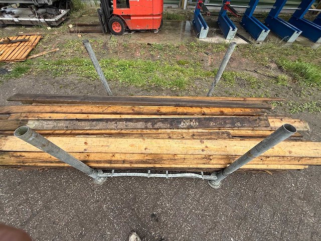 Partij hout - afbeelding 5 van  6