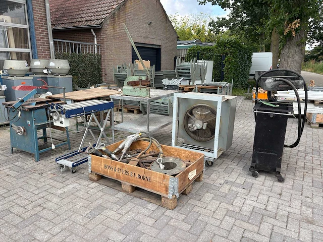 Partij houtbewerking/gereedschap - afbeelding 1 van  11