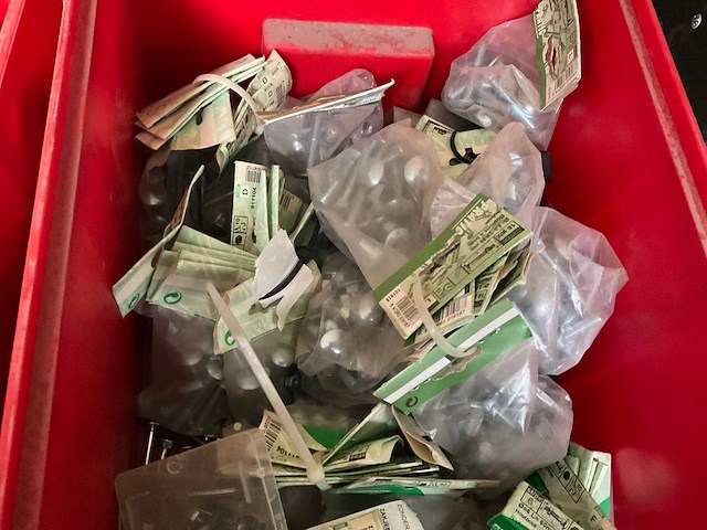 Partij houtbouten, moeren. - afbeelding 5 van  10