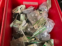 Partij houtbouten, moeren. - afbeelding 5 van  10