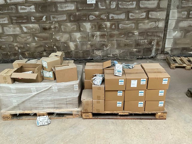 Partij houtdraadbout - afbeelding 1 van  10