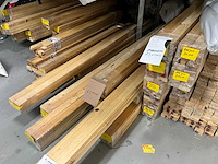 Partij houten afwerklatten - afbeelding 4 van  4