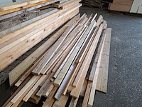Partij houten balken en planken - afbeelding 6 van  18