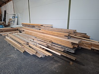 Partij houten balken en planken - afbeelding 11 van  18