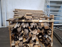 Partij houten balken en planken - afbeelding 7 van  14
