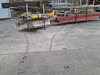 Partij houten balken en planken - afbeelding 1 van  6