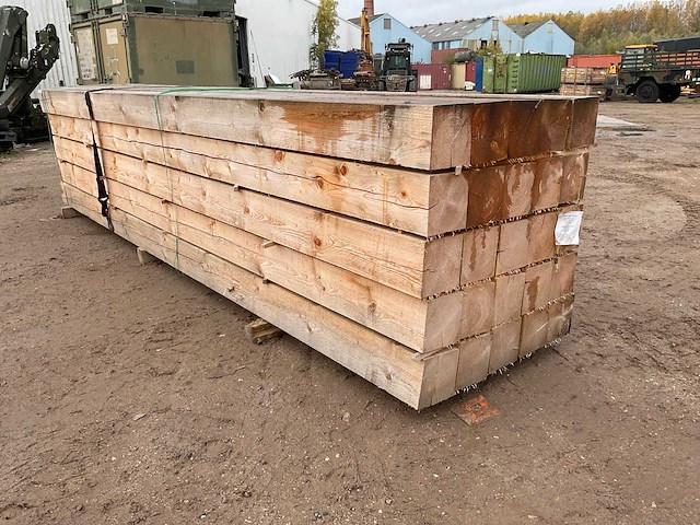 Partij houten balken - afbeelding 2 van  6