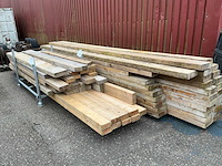 Partij houten balken - afbeelding 1 van  4