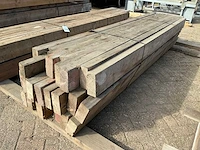 Partij houten balken
