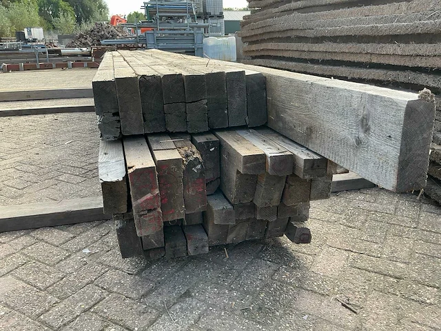 Partij houten balken - afbeelding 3 van  4