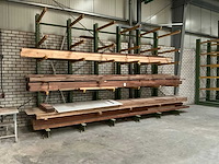 Partij houten balken