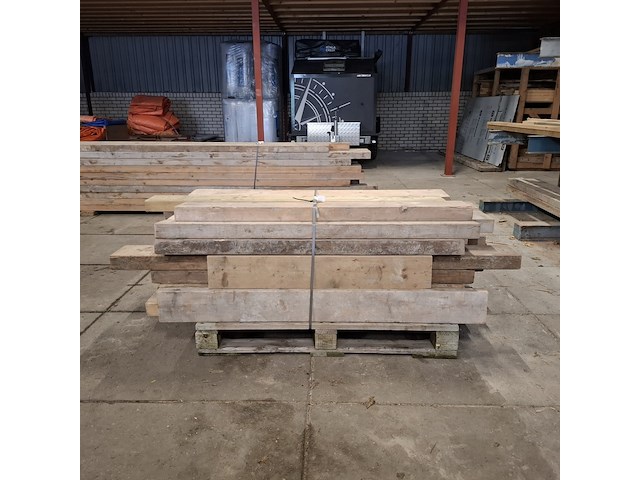 Partij houten balken - afbeelding 3 van  9