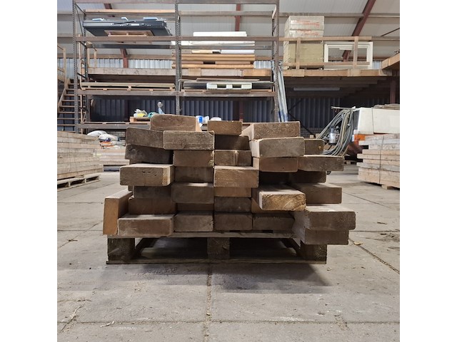 Partij houten balken - afbeelding 5 van  9