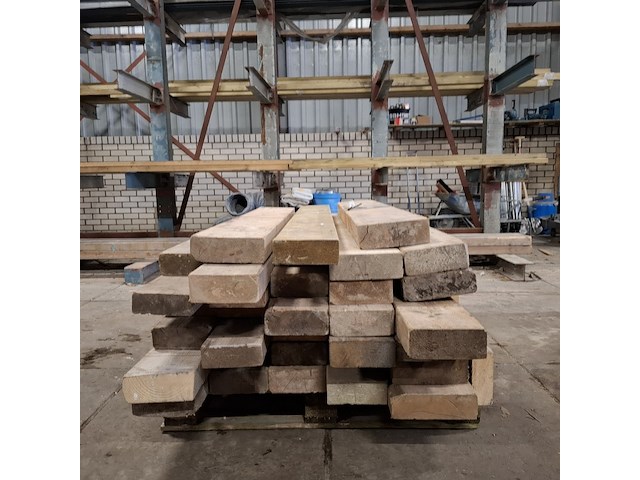 Partij houten balken - afbeelding 7 van  9