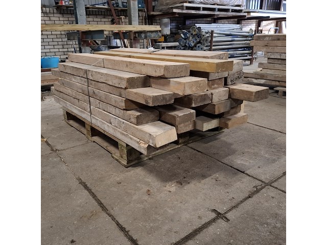 Partij houten balken - afbeelding 8 van  9