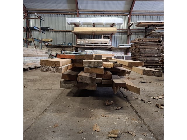 Partij houten balken - afbeelding 3 van  16