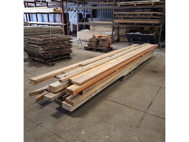 Partij houten balken - afbeelding 7 van  16