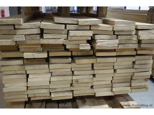 Partij houten balken/planken o.a. eiken 27x150 - 185 stuks - afbeelding 2 van  3