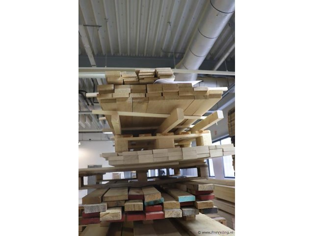 Partij houten balken/planken - afbeelding 2 van  7