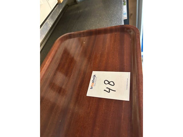 Partij houten dienbladen - afbeelding 1 van  1