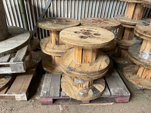 Partij houten kabeltrommels - afbeelding 2 van  3