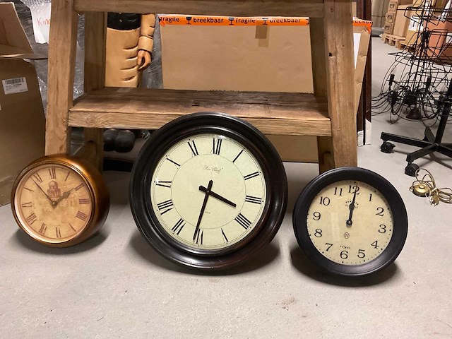 Partij houten klokken (3x) - afbeelding 1 van  12