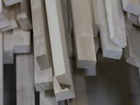 Partij houten latten, diverse soorten - afbeelding 5 van  11