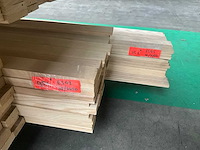 Partij houten latten - afbeelding 11 van  11