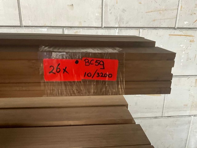 Partij houten latten - afbeelding 2 van  16