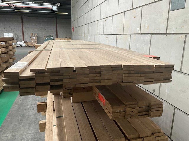 Partij houten latten - afbeelding 11 van  16