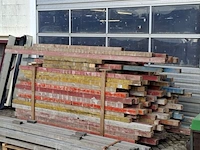 Partij houten metselprofielen - afbeelding 3 van  7