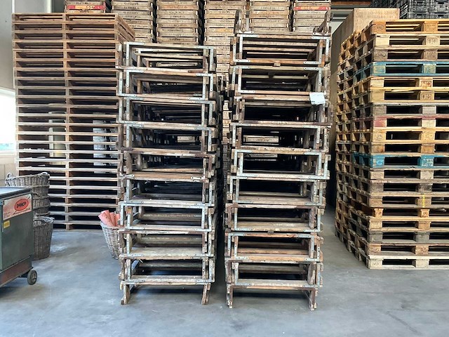 Partij houten onderzetters (ca. 230x) - afbeelding 3 van  3