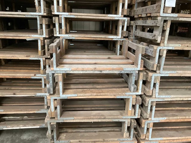 Partij houten onderzetters (ca. 255x) - afbeelding 5 van  8