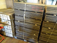 Partij houten planken 100cm (560x)