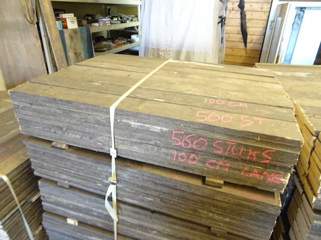 Partij houten planken 100cm (560x) - afbeelding 1 van  2