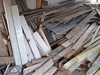 Partij houten planken, balken en metselprofielen - afbeelding 8 van  13