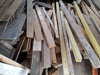 Partij houten planken, balken en metselprofielen - afbeelding 11 van  13