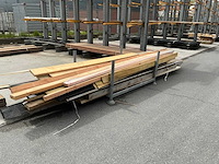 Partij houten planken en balken - afbeelding 1 van  6