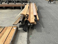 Partij houten planken en balken - afbeelding 2 van  6