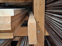 Partij houten planken en latten in 7x vak - afbeelding 2 van  36