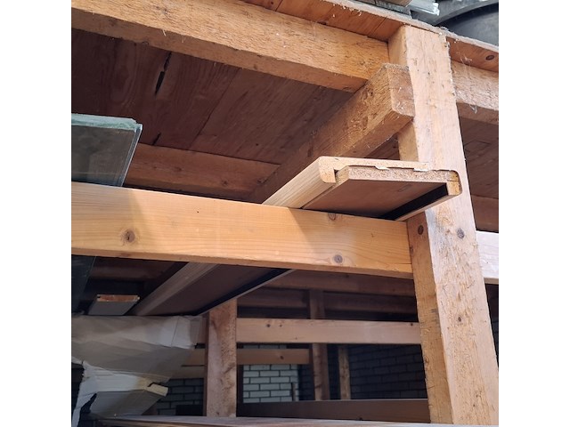 Partij houten planken en latten in 7x vak - afbeelding 7 van  36