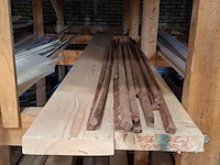 Partij houten planken en latten in 7x vak - afbeelding 10 van  36