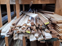 Partij houten planken en latten in 7x vak - afbeelding 21 van  36