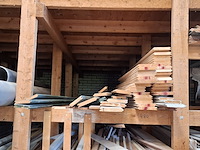 Partij houten planken en latten in 7x vak - afbeelding 25 van  36