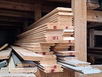 Partij houten planken en latten in 7x vak - afbeelding 29 van  36